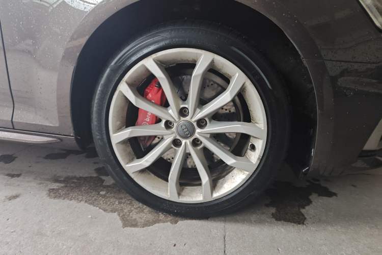 Used Audi A4L 2019 40 TFSI Fashion Edition China VI Emission Standard