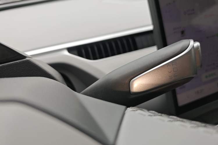 Used XPeng MONA M03 2025 600 with Ultra-Long Range Max Gear Lever