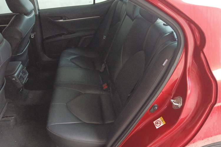 Used Toyota Camry 2018 2.5G Luxury Edition Left Rear Seat