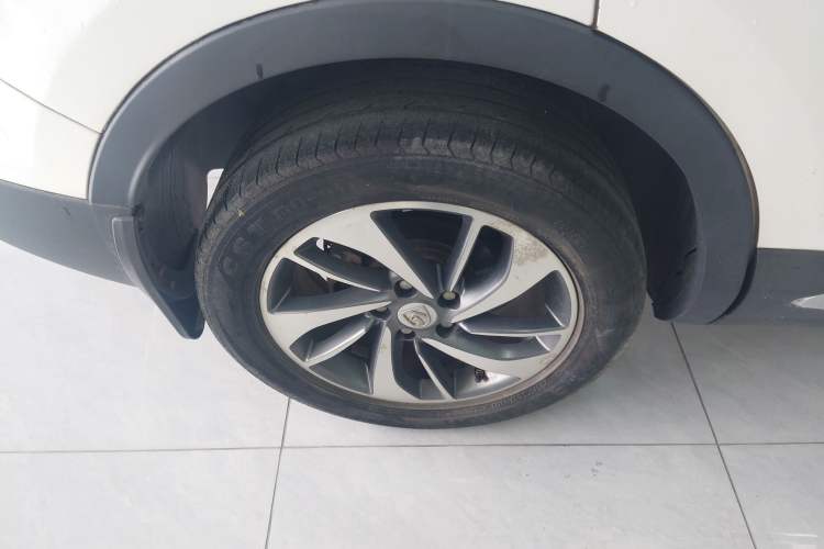 Used Baojun 560 2015 1.8L manual luxury version