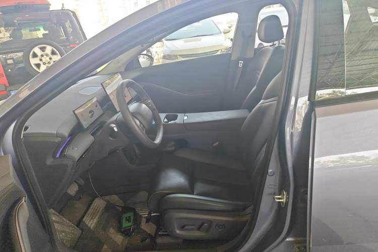 Used Nissan N6 2026 Model 180 Max