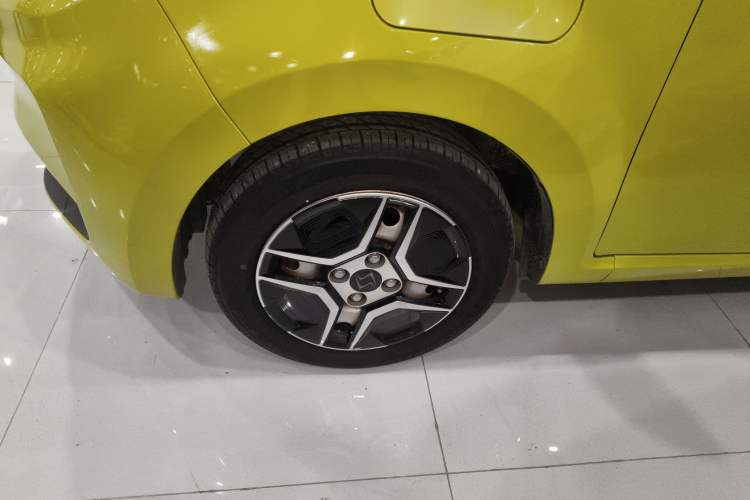 Used SOL E10X 2021 302 km Range Luxury Version 30.2 kWh