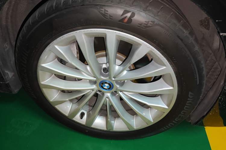 Used BMW 5 Series New Energy 2019 530Le Luxury Package
