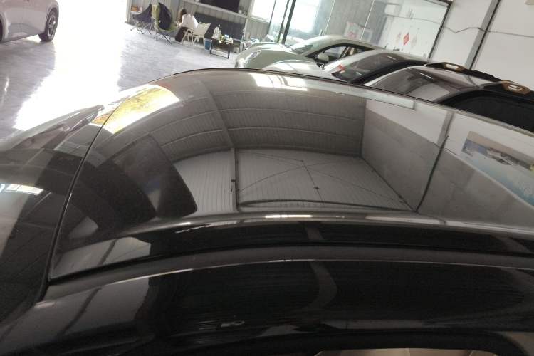 Used Wuling Hongguang MINIEV 2025 Four-Door Version Zhenxiang+ Edition Roof