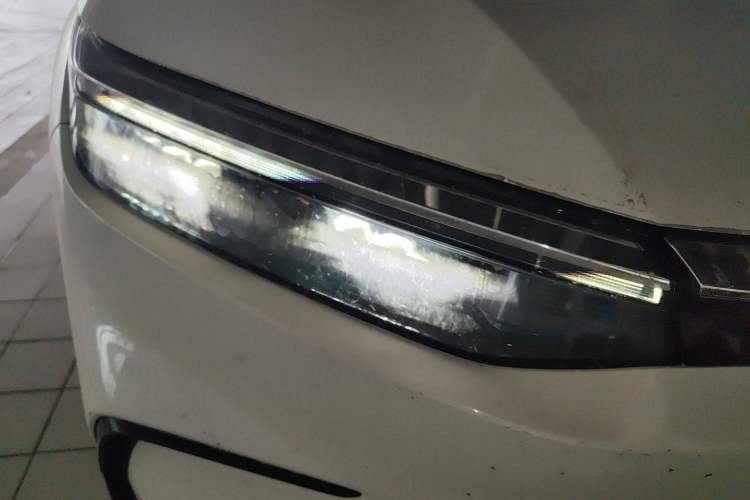 Used Honda Breeze 2023 240TURBO Two-Wheel Drive Elite Edition 5 Seats Right Front Headlight