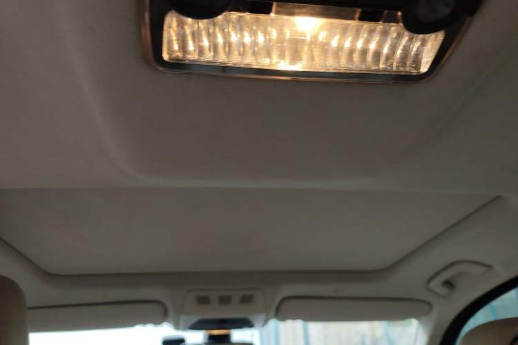 Used BMW 5 Series 2012 523Li Luxury Model