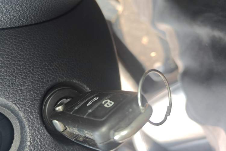 Used Volkswagen Golf 2011 1.4TSI Cross Golf Vehicle Key