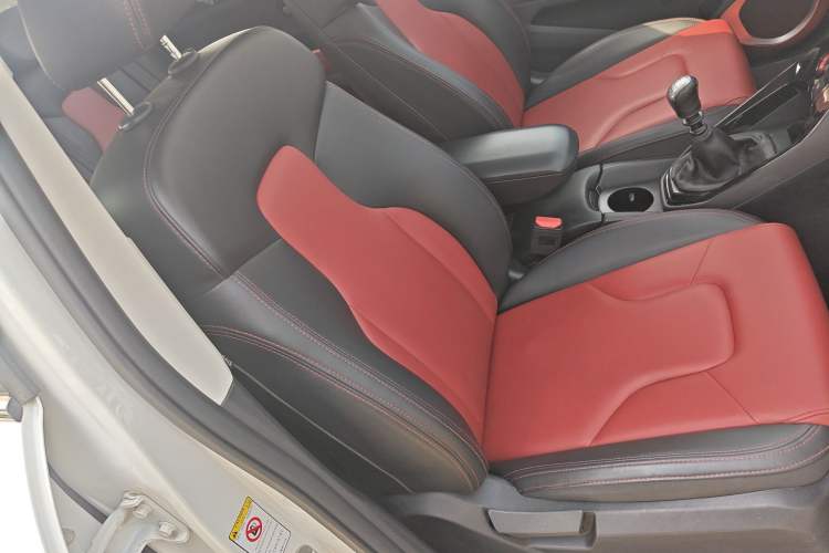 Used Haval H2s 2017 Red-Label 1.5T Manual Elite Model