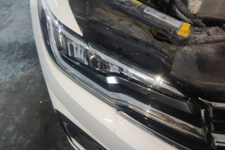 Used Volkswagen Bora Pure Electric 2020 Shan Model Right Front Headlight