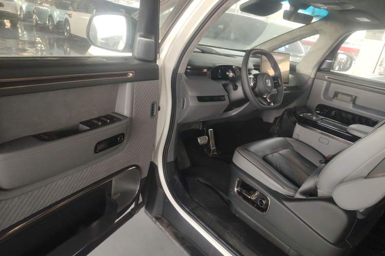 Used Zeekr MIX 2025 Long-Range Intelligent Driving Edition
