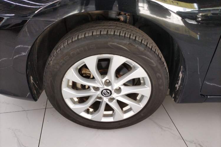 Used Nissan Sylphy 2016 1.6 XL CVT Luxury Edition Left Front Wheel Hub