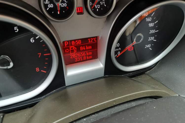 Used Ford Focus 2011 Hatchback 1.8L Automatic Fashion Edition
