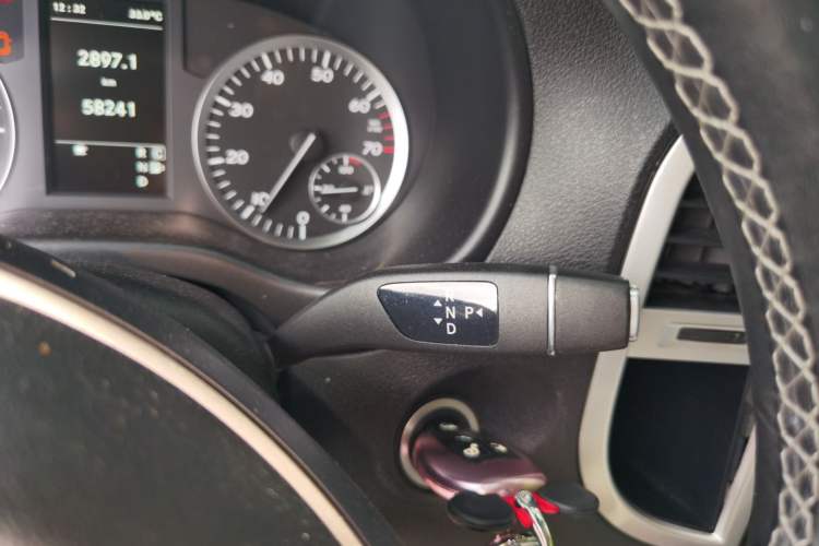 Used Mercedes-Benz Vito 2018 2.0T Business Version China VI Emission Standard
