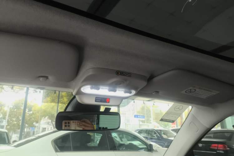 Used smart fortwo 2018 1.0L 52kW Hardtop Passion Edition China V Standard
