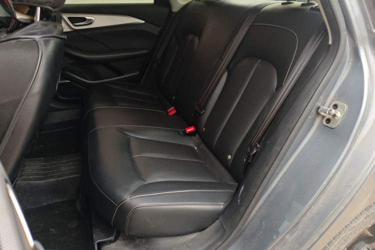 Used Roewe i6 MAX New Energy 2020 1.5T PHEV Sporty Cool Edition Left Rear Seat