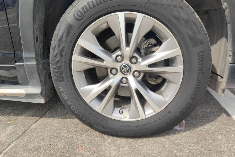 Used Toyota Highlander 2015 2.0T Four-Wheel Drive Elite Edition 7-Seater
