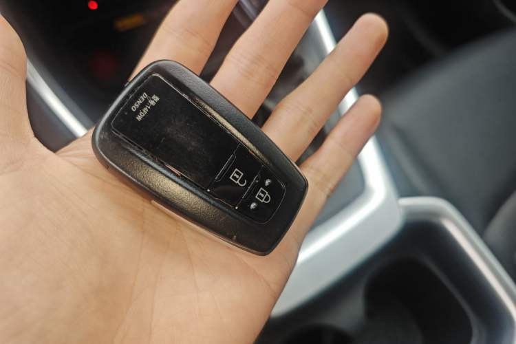 Used Toyota RAV4 2023 2.0L CVT Two-Wheel Drive Fashion Plus Edition
