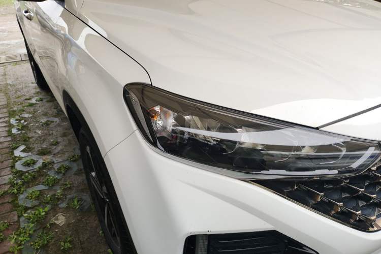 Used Hyundai ix35 2021 2.0L Automatic 2WD GLS Leading Edition Right Front Headlight