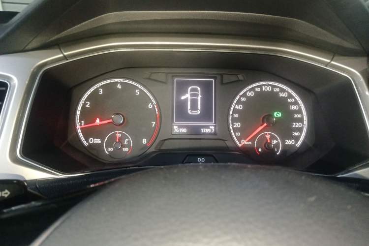 Used Volkswagen T-ROC 2019 230TSI DSG Two-Wheel-Drive Advanced Version China VI Standard