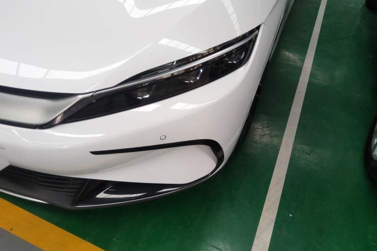 Used BYD Han 2023 EV Champion Edition 605KM Front-Drive Premium Model