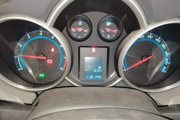 Used Chevrolet Cruze 2012 1.6L SE MT
