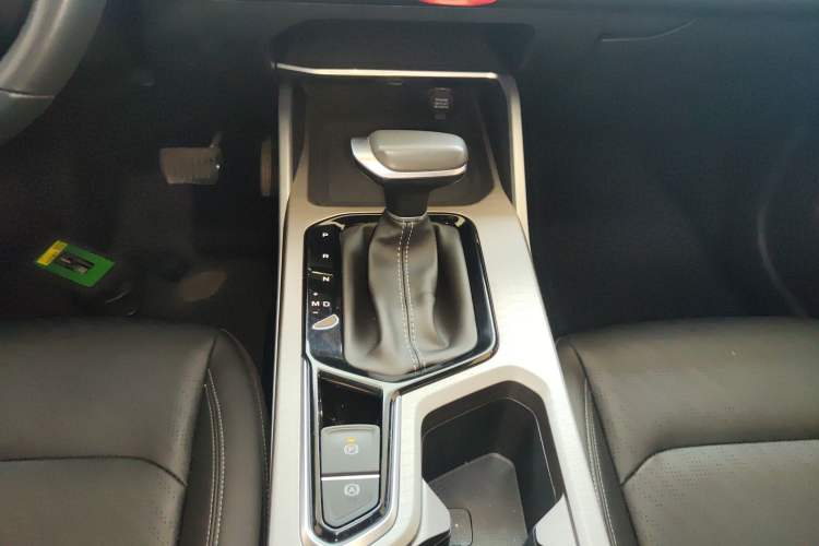 Used Geely Auto Emgrand 2022 4th Generation 1.5L CVT Luxury Model
