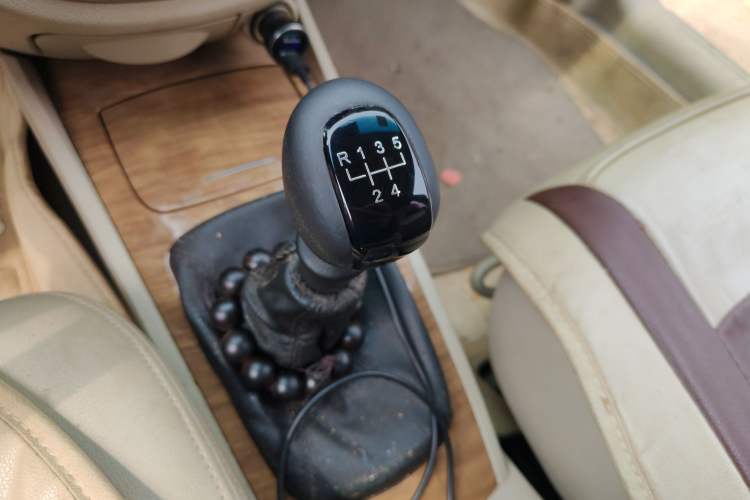 Used Buick Excelle 2015 1.5L Manual Classic Trim
