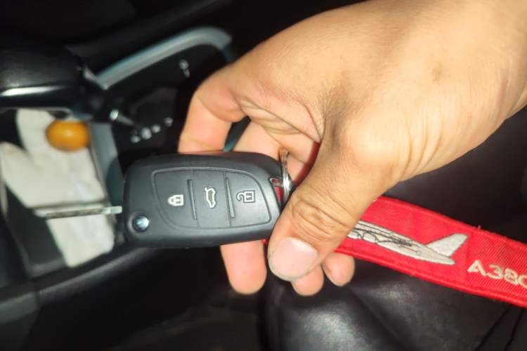 Used Citroen C4L 2015 1.8L Automatic Luxury Edition Vehicle Key