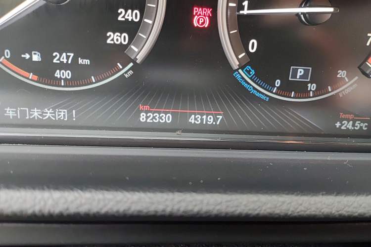 Used BMW 5 Series GT 2015 528i Leading Model