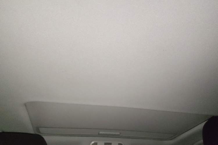 Used Volkswagen Magotan 2012 Revised 1.8TSI Luxury Version Headliner