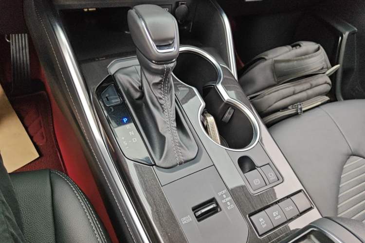 Used Toyota Crown Kluger 2023 2.5L HEV Four-Wheel Drive Prestige Edition Gear Lever