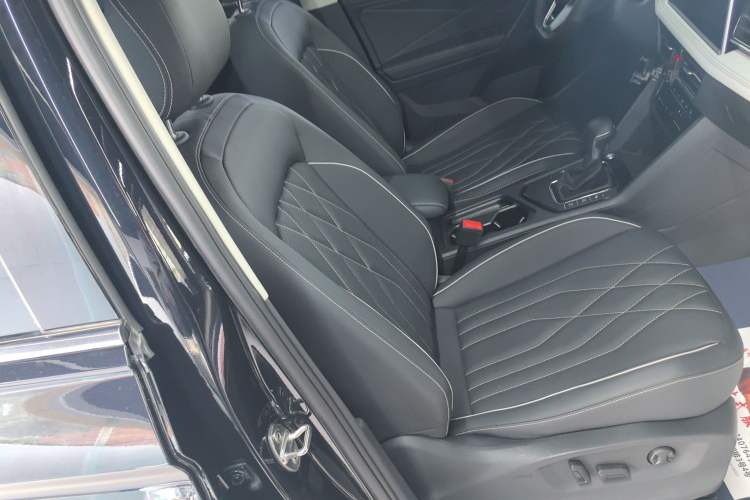 Used Volkswagen Tiguan L 2024 330TSI Automatic Two-Wheel Drive R-Line Enhanced Edition
