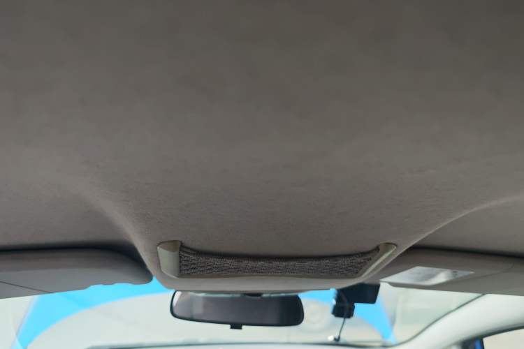 Used Ford Fiesta 2013 Hatchback 1.5L Automatic Fashion Edition Headliner