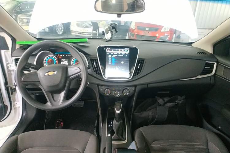 Used Chevrolet Cavalier 2019 320 Automatic Enjoyment with Sunroof Center Console
