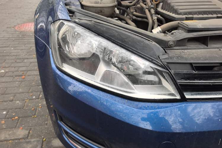 Used Volkswagen Golf 2014 1.4TSI Automatic Luxury Model Right Front Headlight