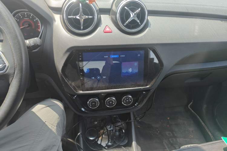 Used Soueast DX3 2018 1.5L Manual Luxury Model Audio And AC Panel