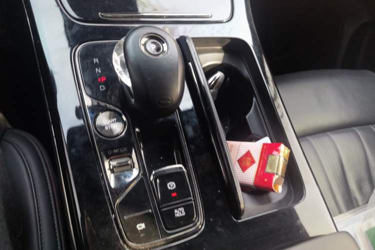 Used GAC Trumpchi M8 2023 Zongshi Series Dual-Motor Supreme Edition Gear Lever