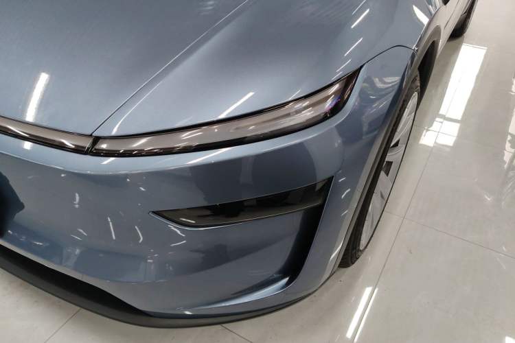 Used Tesla Model Y 2025 Rear-Wheel-Drive Version Left Front Headlight