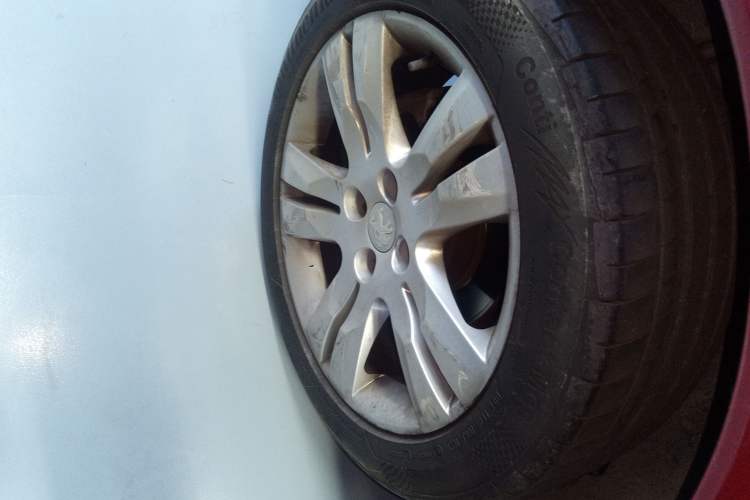 Used Peugeot 3008 2015 1.6THP Automatic Prestige Edition
