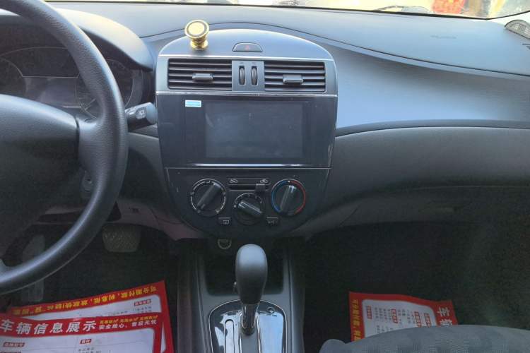 Used Nissan Tiida 2011 1.6L CVT Comfort Model
