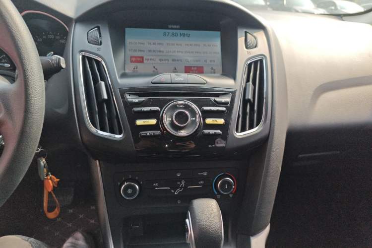 Used Ford Focus 2017 Hatchback 1.6L Automatic Comfort Plus SmartDrive Edition
