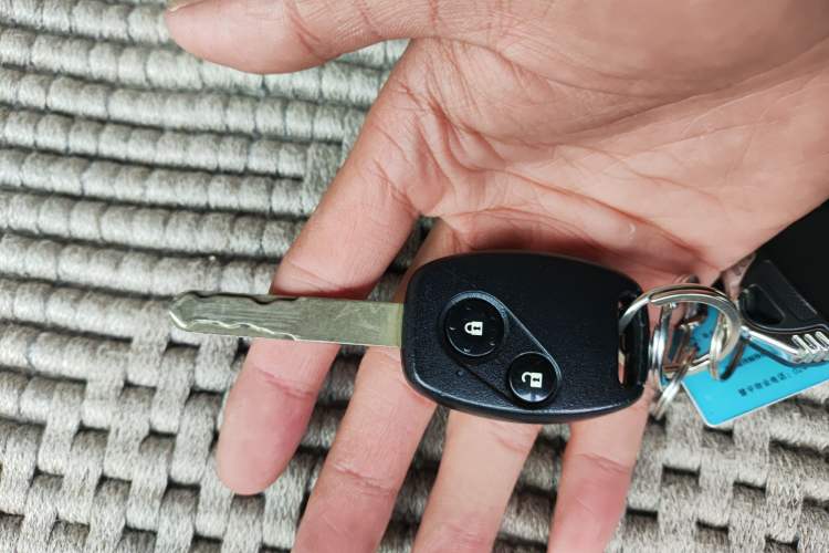 Used Honda CR-V 2010 2.0L automatic two-wheel drive urban version