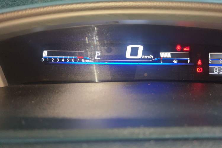 Used Honda Jade 2013 1.8L automatic Comfort version 5 seats Instrument Cluster