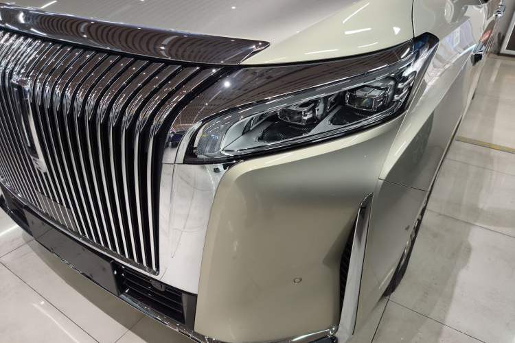 Used Wey Gaoshan 2025 Four-Wheel Drive Alpine 8
