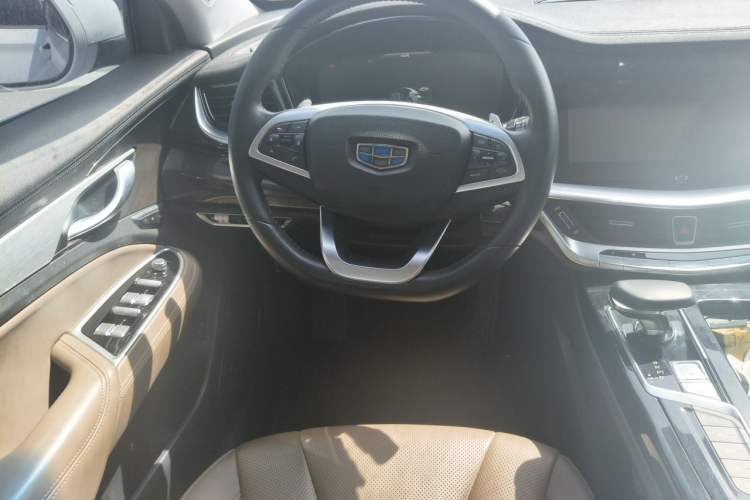 Used Geely Auto Emgrand GT 2018 1.5T MHEV Yaozun Edition
