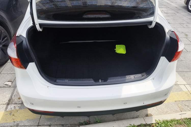 Used Kia K3 2016 1.6L Automatic GL
