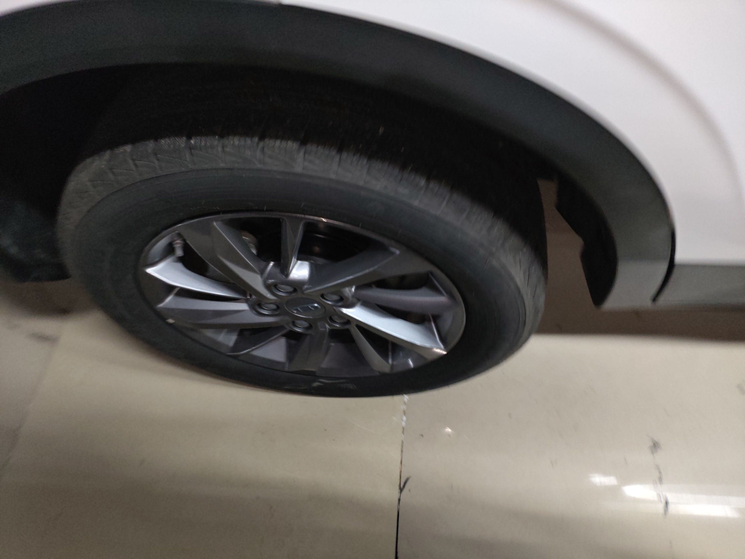 Geely Auto Coolray 2024 1.5T DCT Longteng Edition — снимка 11