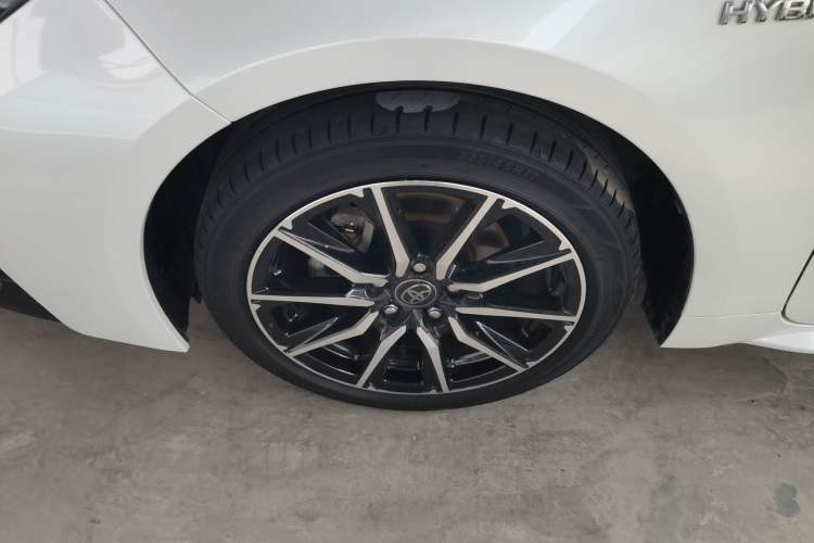 Used Toyota Levin 2023 Smart Electric Hybrid Dual-Engine 1.8L Sport Edition