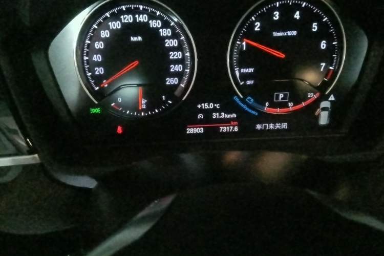 Used BMW X1 2022 sDrive20Li Fashion Model Odometer Close Up