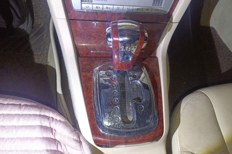 Used Volkswagen Passat 2009 1.8T Automatic Zunjie Model Gear Lever